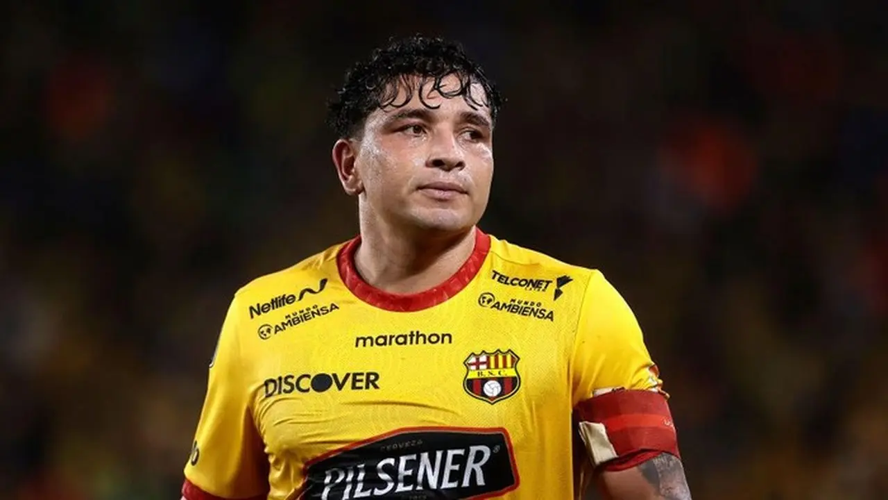 Bek Barcelona SC Mario Pineida Tewas Ditembak di Guayaquil, Ekuador, Saat Bersama Ibu Bek Barcelona SC Mario Pineida Tewas Ditembak di Guayaquil, Ekuador, Saat Bersama Ibu
