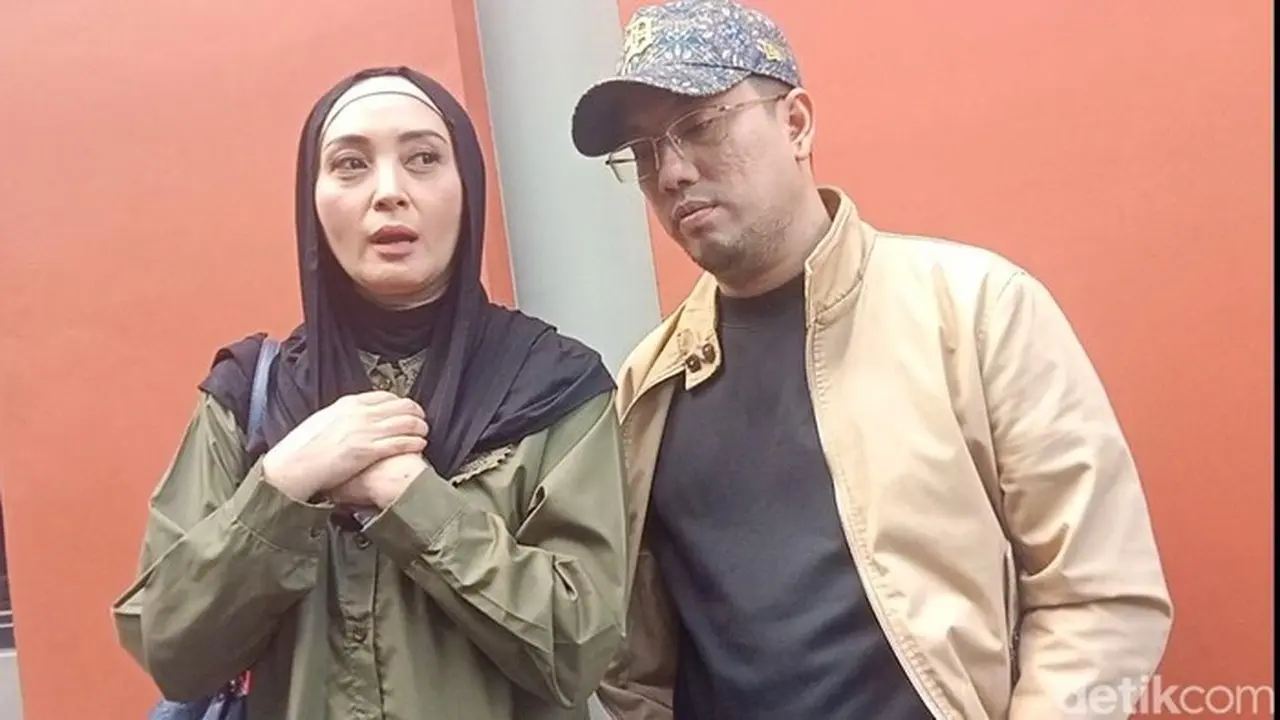 Arman Wosi Cabut Gugatan Cerai Terhadap Della Puspita, Berharap Perbaiki Rumah Tangga Arman Wosi Cabut Gugatan Cerai Terhadap Della Puspita, Berharap Perbaiki Rumah Tangga