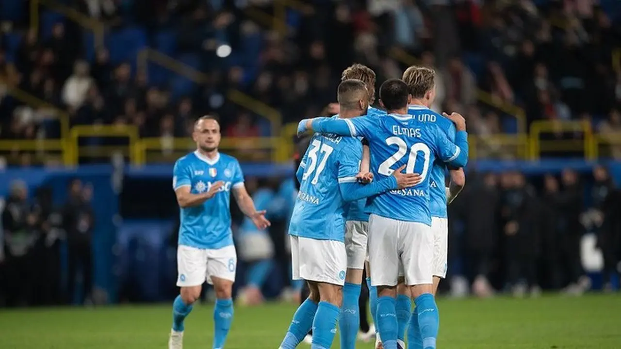 AC Milan Tumbang di Semifinal Piala Super Italia, Allegri: Napoli Pantas Menang
