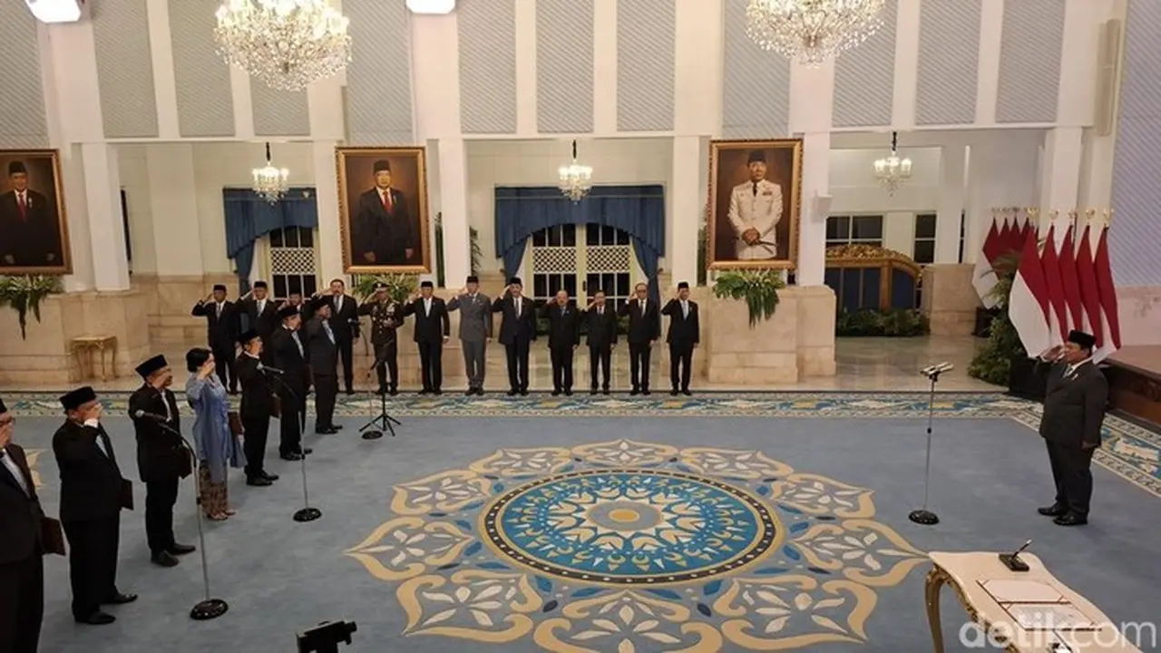 Presiden Prabowo Lantik Tujuh Anggota Komisi Yudisial Periode 2025-2030 di Istana Negara