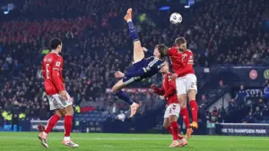 Gol Salto Spektakuler Scott McTominay yang Loloskan Skotlandia ke Piala Dunia 2026 Kini Jadi Karya Seni di Galeri Nasional