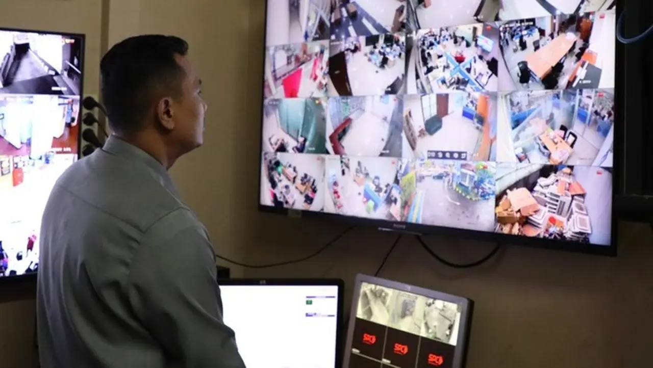 Imigrasi Jakarta Selatan Temukan 43 Gap Sistem TI, Perkuat Fondasi Layanan dengan ‘Si Sultan 1.0’ Imigrasi Jakarta Selatan Temukan 43 Gap Sistem TI, Perkuat Fondasi Layanan dengan ‘Si Sultan 1.0’