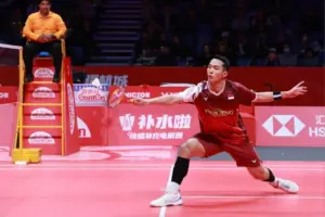 Jonatan Christie Gagal Lolos Semifinal BWF World Tour Finals 2025 Usai Takluk di Tangan Cristo Popov