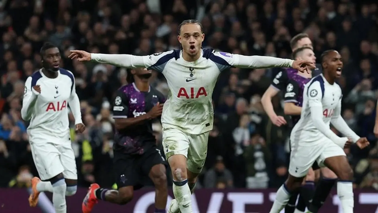 Spurs Taklukkan Slavia Praha 3-0 Berkat Gol Bunuh Diri dan Dua Penalti