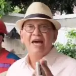 Roy Marten: “Ular Gede Banget” Masuk Rumah, Damkar Jaktim Sigap Evakuasi Sanca