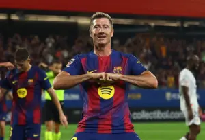 Robert Lewandowski Tegaskan Keinginan Bertahan di Barcelona, Siap Pangkas Gaji Fantastis