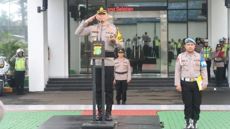 Polres Tangerang Selatan Gelar Apel Operasi Lilin 2025, Pastikan Kesiapan Pengamanan Nataru 2026