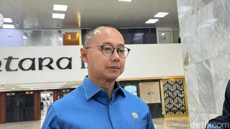 Wakil Ketua MPR Eddy Soeparno: OTT Bupati Bekasi Jadi Alarm Serius Kepala Daerah