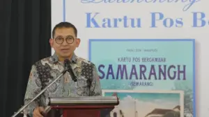 Merekam Jejak Sejarah Semarang Lewat Kartu Pos, Menbud Fadli Zon Luncurkan Buku ‘Samarangh’