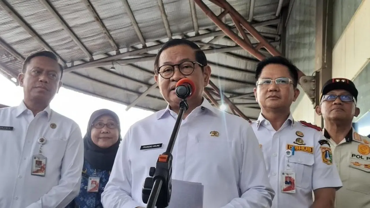 Pramono Anung: “Kembang Api Tahun Baru Tidak Perlu Ada, Utamakan Empati Korban Bencana”