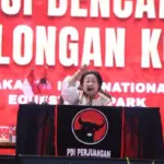 Megawati: “BAGUNA PDIP Langsung Bangun Dapur Umum di Lokasi Bencana”