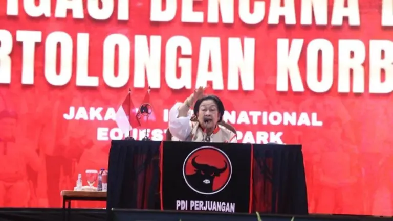 Megawati: “BAGUNA PDIP Langsung Bangun Dapur Umum di Lokasi Bencana”