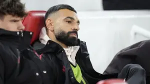 Curtis Jones Ungkap: “Mo Salah Minta Maaf ke Skuad Liverpool atas Komentar Pedasnya”