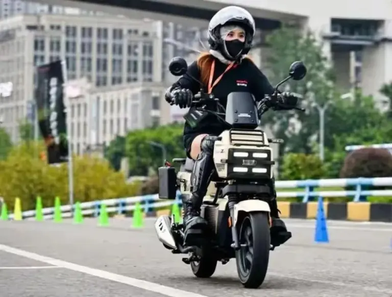 Honda Square X125 Hadir dengan Desain Radikal dan Konsumsi BBM Super Irit: Jakarta-Bogor Cukup Seliter