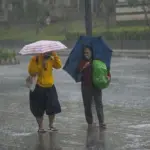 BPBD DKI Peringatkan Warga Jakarta Waspada Hujan Ringan-Sedang dan Angin Kencang hingga 26 Desember