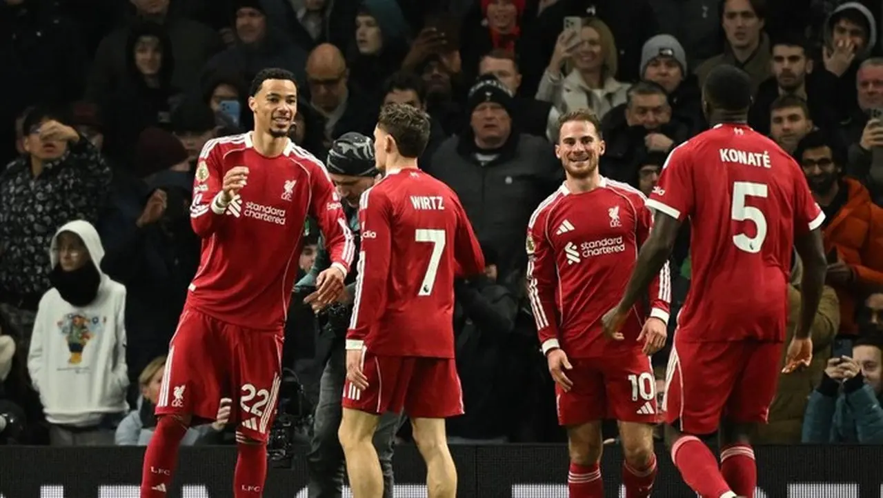 Liverpool Taklukkan Tottenham 2-1 dalam Laga Penuh Drama di London, Dua Kartu Merah Warnai Pertandingan Liverpool Taklukkan Tottenham 2-1 dalam Laga Penuh Drama di London, Dua Kartu Merah Warnai Pertandingan
