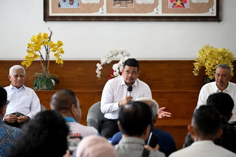 UMP Sumut 2026 Ditetapkan Naik 7,9% Jadi Rp3,2 Juta, Bobby Ajak Buruh Jaga Kondusivitas