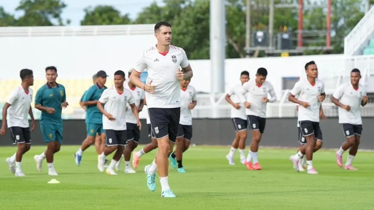 Malut United Tantang Konsistensi PSM Makassar di Kandang, Duel Jago Kandang vs Jago Tandang