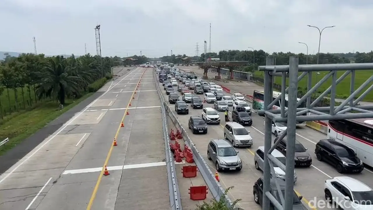 Astra Tol Cipali: 31 Ribu Kendaraan Lintasi Ruas Tol H-4 Natal 2025, Arus Lalu Lintas Terkendali