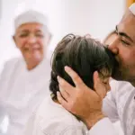 Bukan Hanya Pencari Nafkah: Menggali Peran Sentral dan Kemuliaan Ayah dalam Perspektif Islam