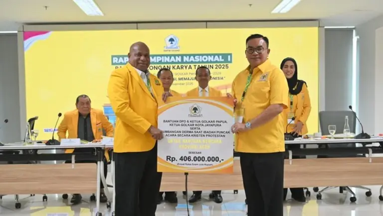 DPD Golkar Papua Serahkan Bantuan Rp 406 Juta untuk Korban Bencana Banjir dan Longsor Aceh
