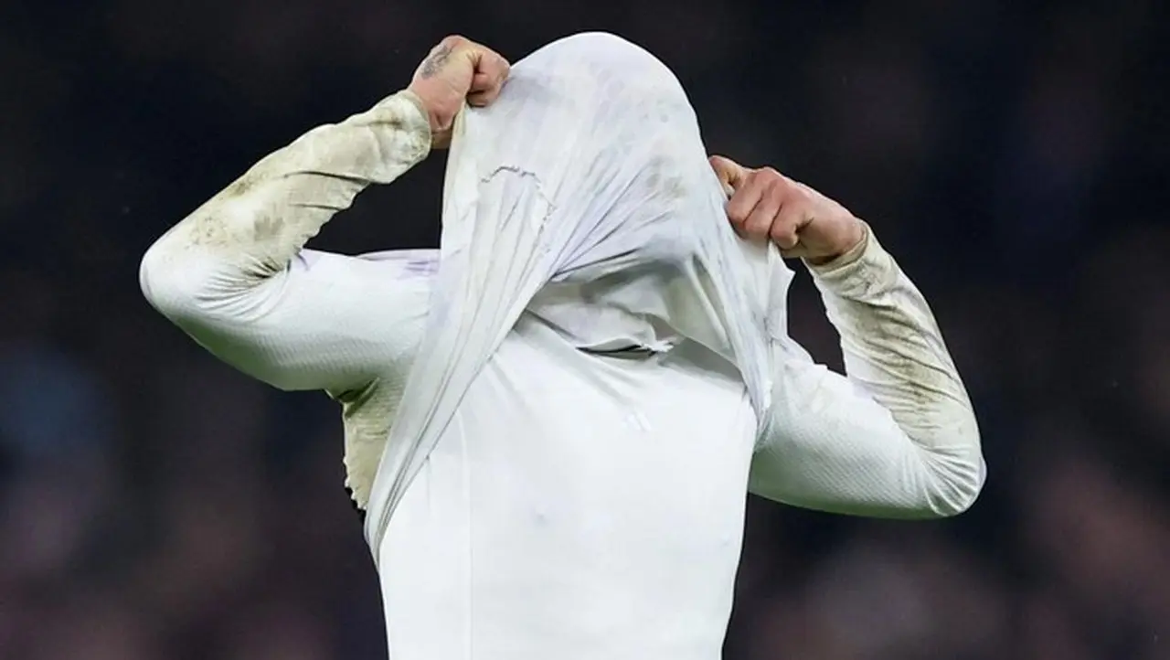 Manchester United Tumbang 1-2 dari Aston Villa, Asa Empat Besar Liga Inggris Kian Menjauh Manchester United Tumbang 1-2 dari Aston Villa, Asa Empat Besar Liga Inggris Kian Menjauh