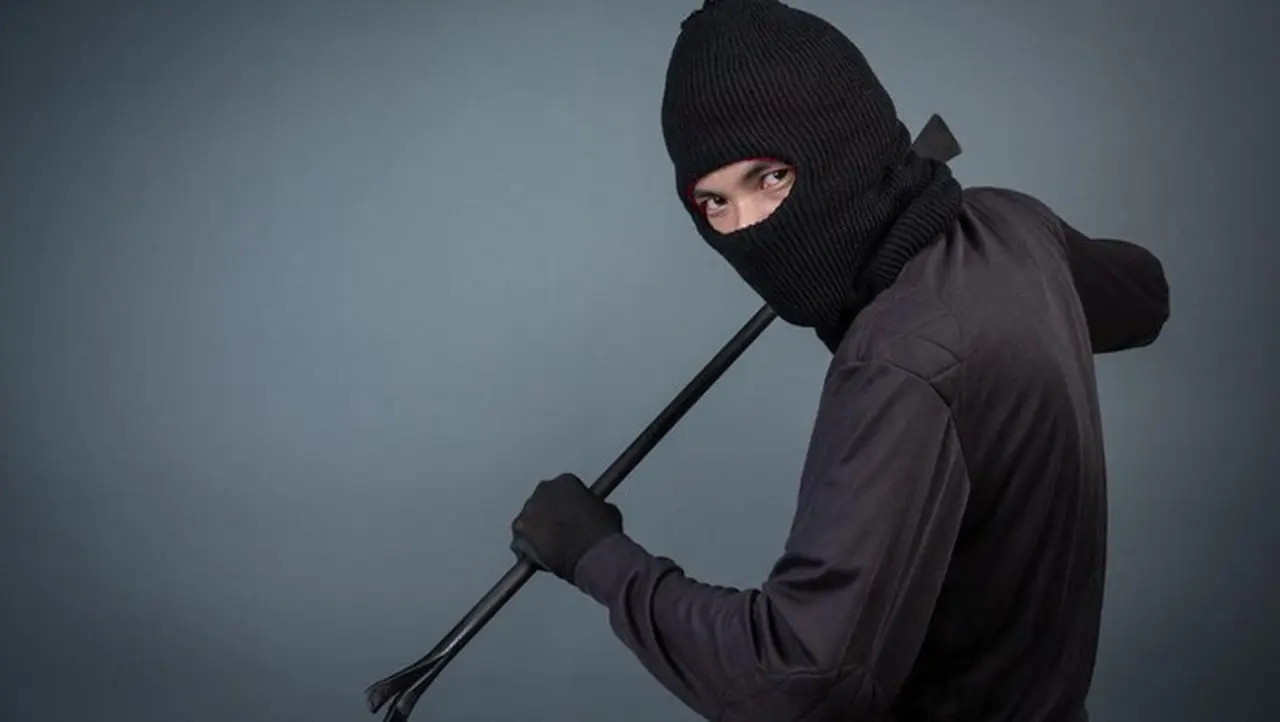 Polda Jabar Selidiki Maling Pecah Kaca Mobil Viral di Bogor