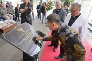 Menteri Kebudayaan Fadli Zon Resmikan Galeri Cagar Budaya GPIB Immanuel: Wujud Komitmen Pelestarian Warisan Bangsa