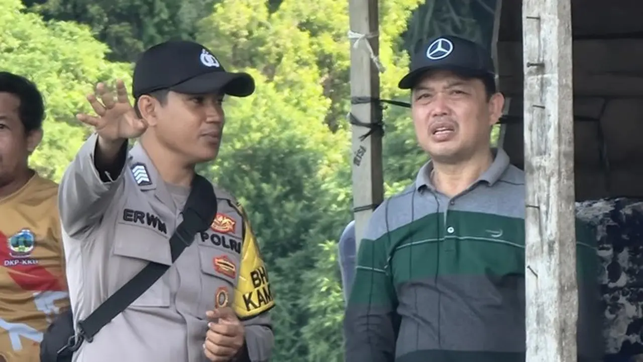 Bripka Erwin Tingkatkan Ekonomi Warga Karimata Lewat Budidaya Laut, Inisiatif Polda Kalbar