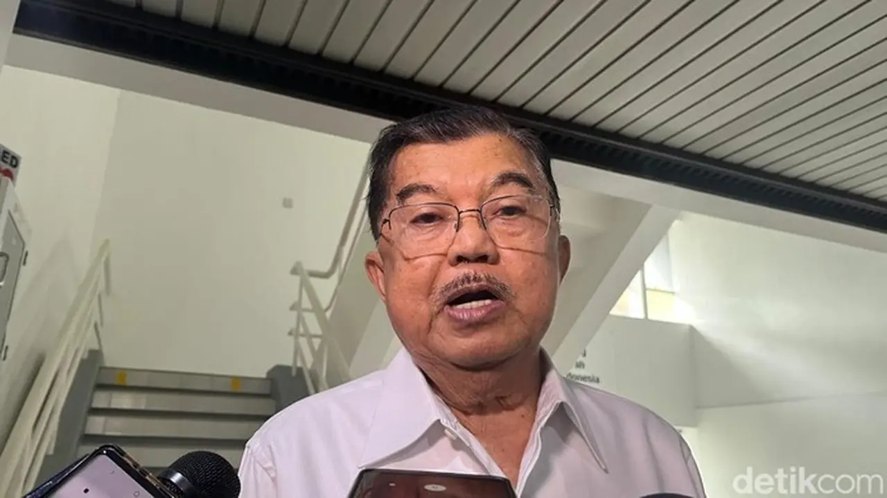 Jusuf Kalla: Akses Transportasi Jadi Kendala Utama Penyaluran Bantuan PMI ke Aceh