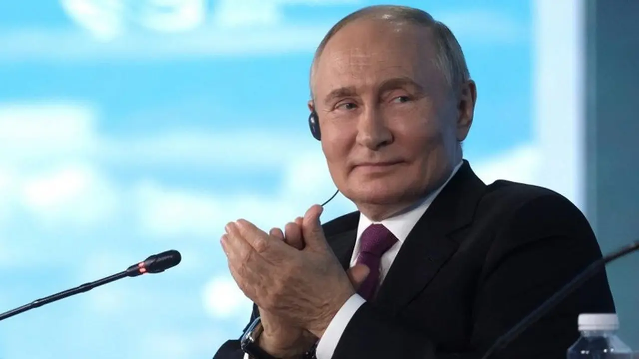 Putin: Penerbangan Langsung Dongkrak Jumlah Wisatawan Indonesia ke Rusia Putin: Penerbangan Langsung Dongkrak Jumlah Wisatawan Indonesia ke Rusia