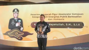 Kapolres Ciamis AKBP Hidayatullah Raih Penghargaan Tokoh Sinergitas Publik Berkeadilan dan Humanis