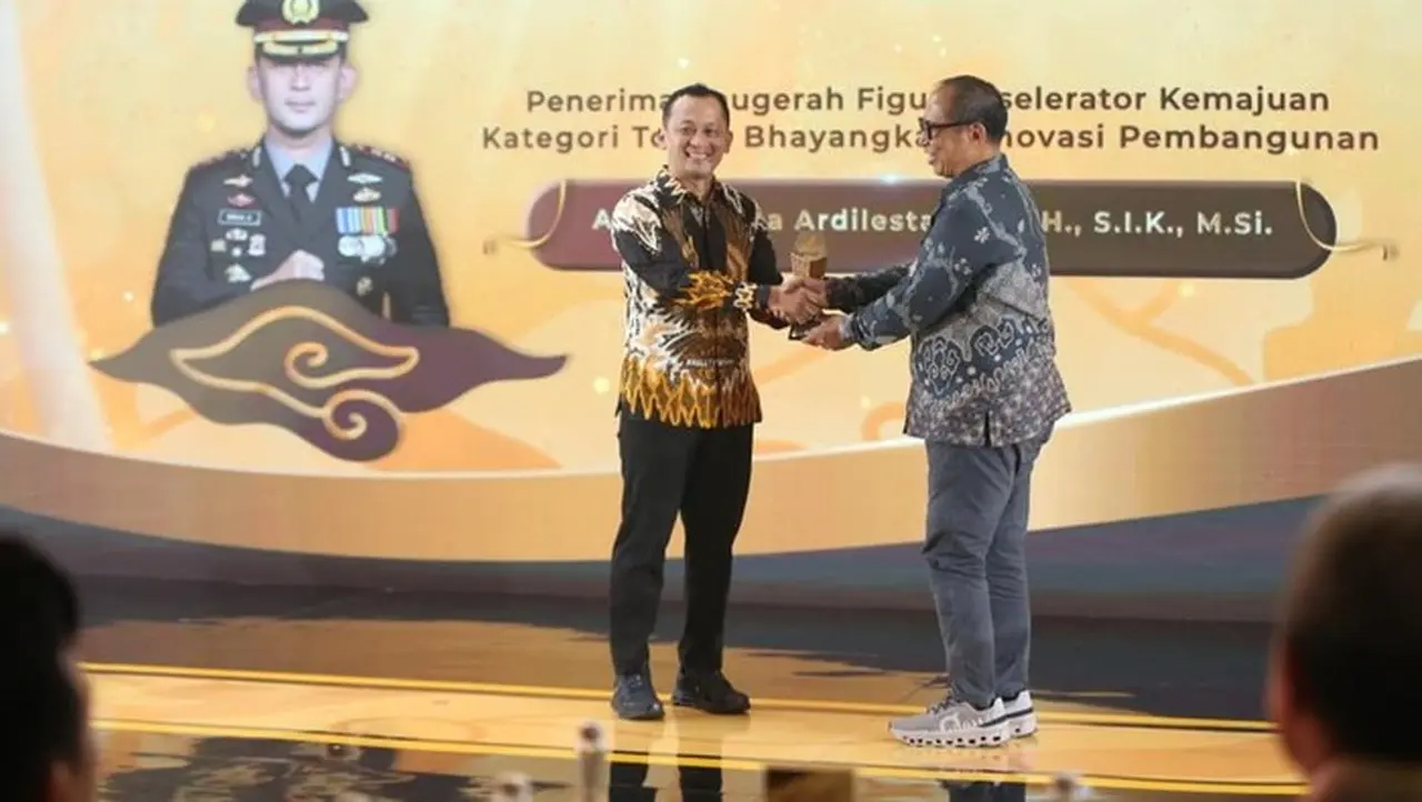 Kapolres Bogor Raih detikJabar Awards, Sebut Motivasi Beri Pelayanan Terbaik