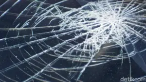 Siswa SD di Jakarta Utara Tertabrak Mobil Pengantar Menu Bergizi, Korban Dibawa ke RS