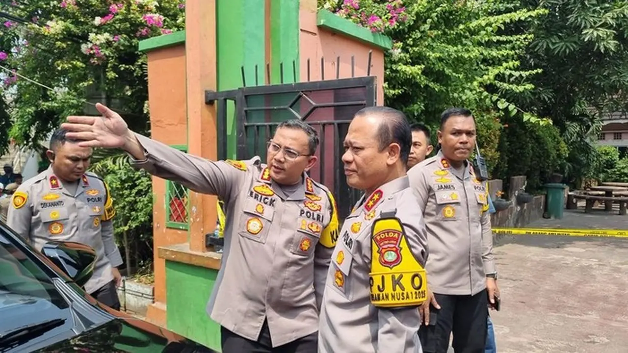 Kapolda Metro Jaya Tinjau Langsung SDN Kalibaru 01 Pagi Pasca Mobil MBG Tabrak Siswa