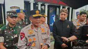 Antisipasi Macet Nataru, Kapolda Jabar: Joki Jalur Alternatif Puncak Bogor Akan Ditertibkan dan Direkrut