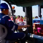 HUT Pertamina ke-68: Dirut Simon Mantiri Kawal Misi Kemanusiaan Distribusi LPG ke Aceh