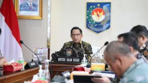 Mendagri Tito Karnavian Ingatkan Pemda Siaga Hadapi Nataru dan Ancaman Bencana