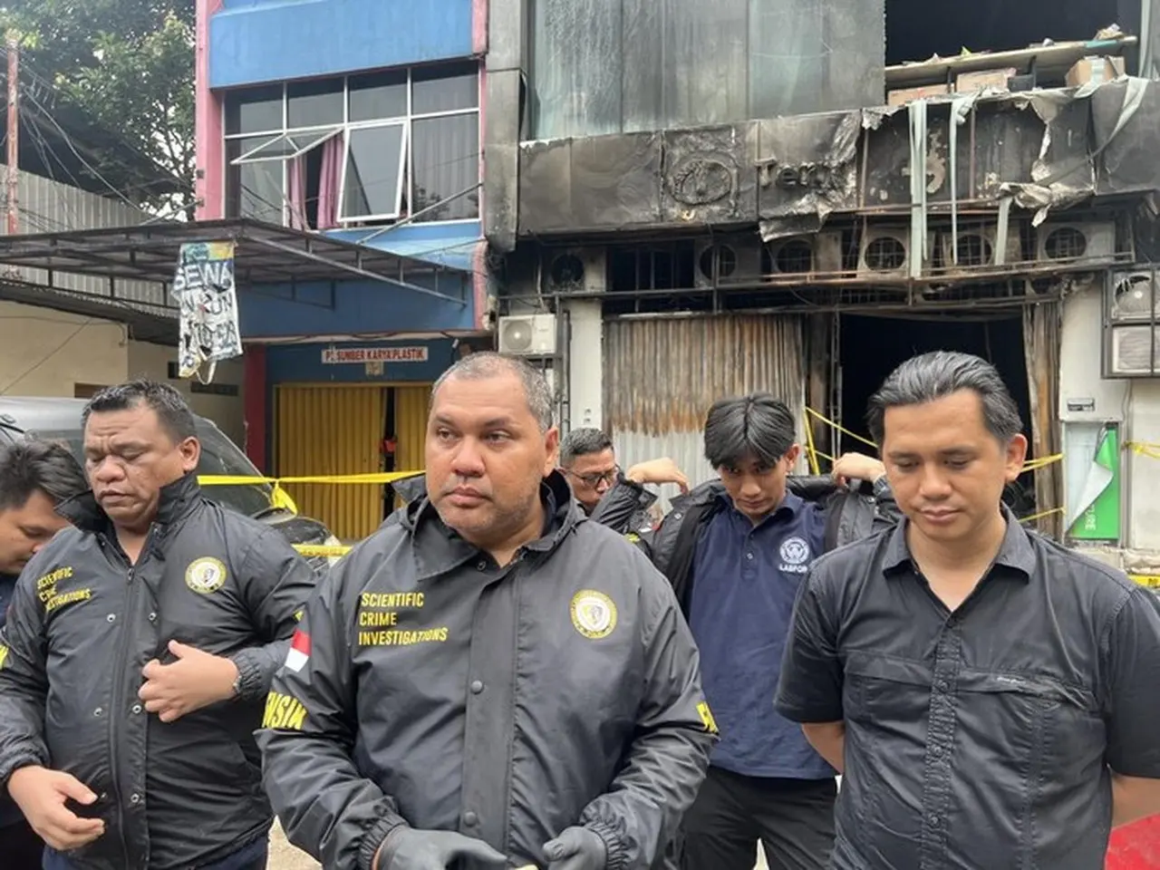 Puslabfor Polri Sita Baterai Drone di Lantai 1 Gedung Terra Drone dalam Olah TKP Lanjutan