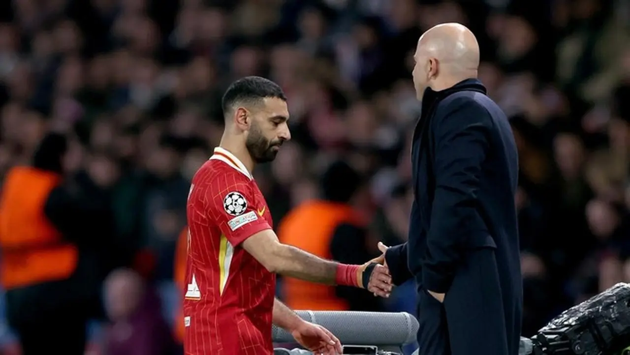 Arne Slot Ungkap Komunikasi Singkat dengan Mohamed Salah Pasca Wawancara Kontroversial