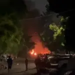 Dua Debt Collector Tewas Dikeroyok di Jaksel, Warung dan Motor Warga Dibakar Massa