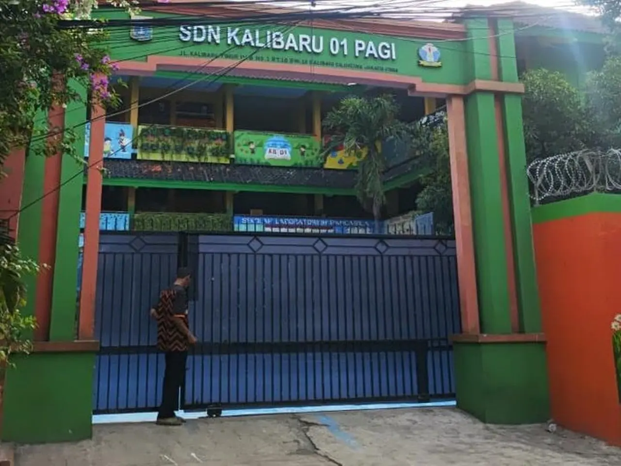 Mobil MBG Tabrak Siswa, SDN Kalibaru 01 Jakarta Utara Terapkan Belajar Daring
