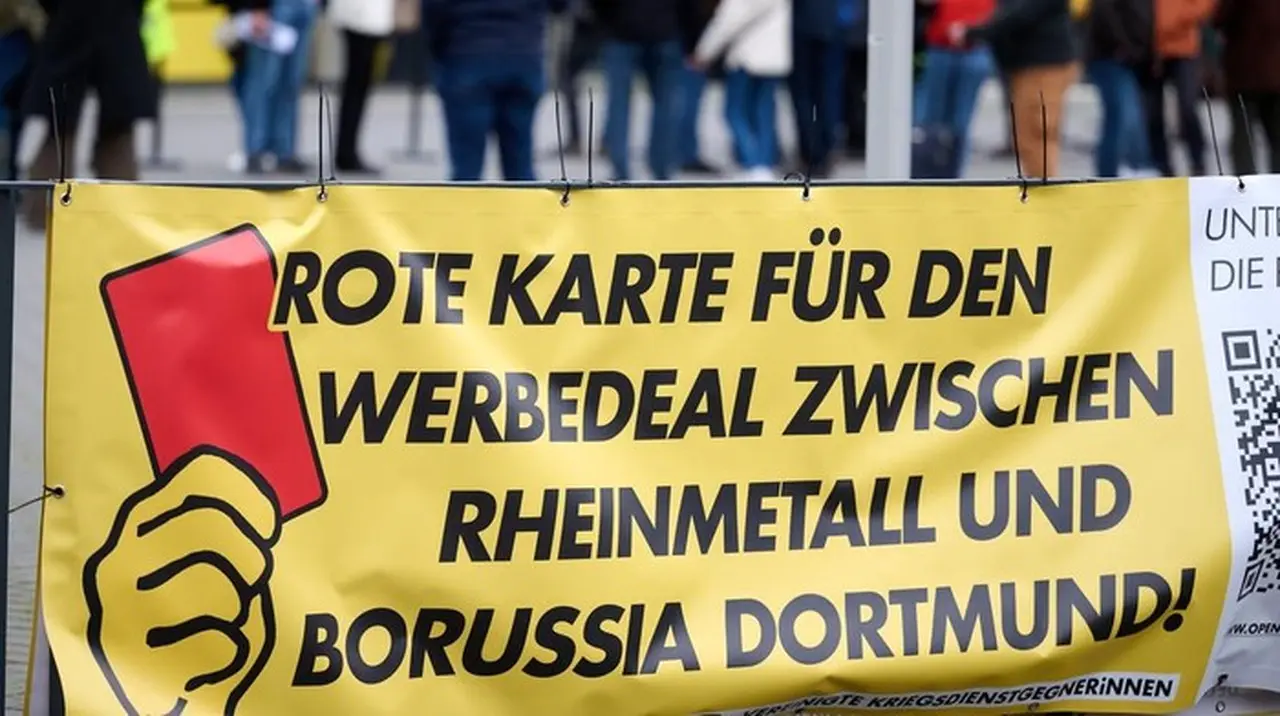 CEO Baru Dortmund Tegaskan Dukungan Sponsor Terafiliasi Israel Meski Dikecam Publik