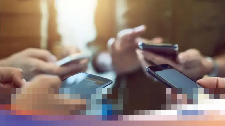 Indonesia Peringkat Keempat Dunia dengan 230,4 Juta Pengguna Internet, Tumbuh 8,7 Persen pada 2025 Indonesia Peringkat Keempat Dunia dengan 230,4 Juta Pengguna Internet, Tumbuh 8,7 Persen pada 2025