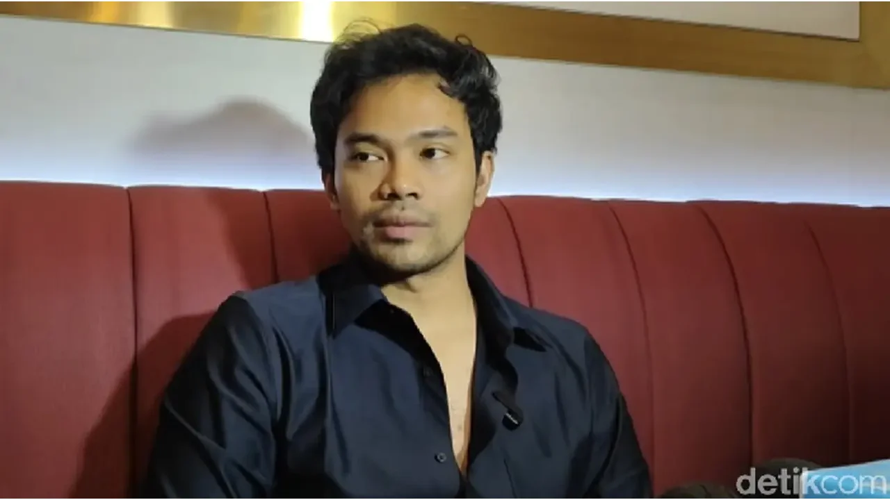 Insanul Fahmi Bantah Laporan Perselingkuhan, Tegaskan Masih Suami Sah Wardatina Mawa Insanul Fahmi Bantah Laporan Perselingkuhan, Tegaskan Masih Suami Sah Wardatina Mawa