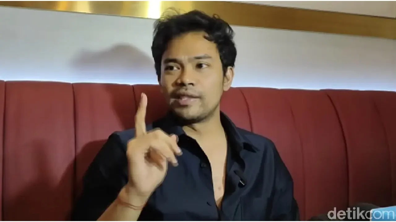 Insanul Fahmi: “Rekaman CCTV Bersama Inara Rusli Diduga Dijual, Saya Merasa Dijebak” Insanul Fahmi: “Rekaman CCTV Bersama Inara Rusli Diduga Dijual, Saya Merasa Dijebak”