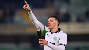 Inter Milan Siapkan Tarik Muharemovic dari Sassuolo sebagai Suksesor Stefan de Vrij