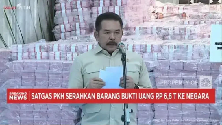 Jaksa Agung ST Burhanuddin Serahkan Dana Rp 6,6 Triliun Sitaan Satgas PKH di Hadapan Presiden