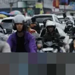 Jalur Puncak Bogor Padat Merayap H-1 Tahun Baru 2026, Polisi Terapkan One Way