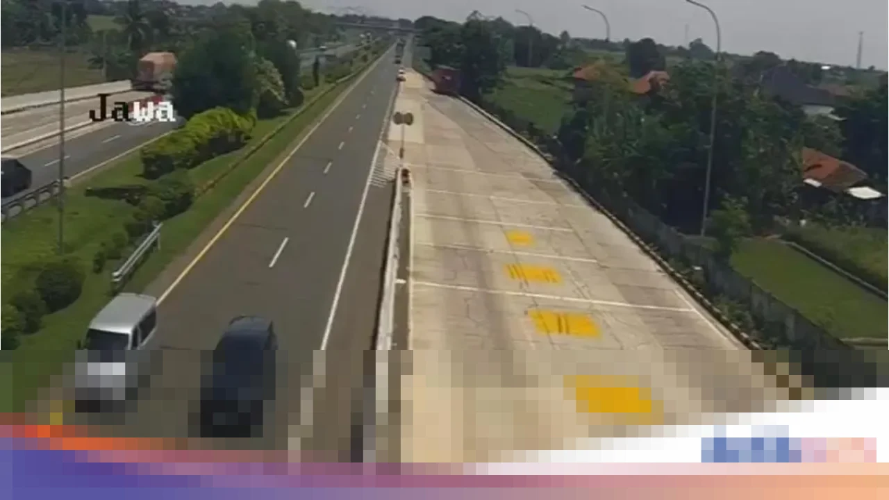 Jasa Marga Laporkan Lalu Lintas Tol H+1 Natal Jumat Siang: Mayoritas Lancar, Ada Kepadatan dan Kecelakaan